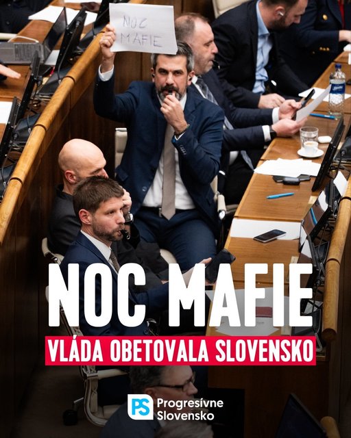 „Noaptea ca hoţii”, în varianta Bratislava. Deputaţii slovaci s-au certat violent în timp ce parlamentul a revizuit legislaţia referitoare la informatori şi martori, măsuri ce ar ameninţa statul de drept - VIDEO