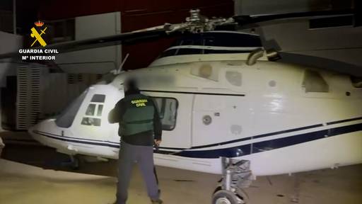 Poliţia spaniolă a arestat o bandă care folosea elicoptere pentru a transporta droguri din Maroc - FOTO