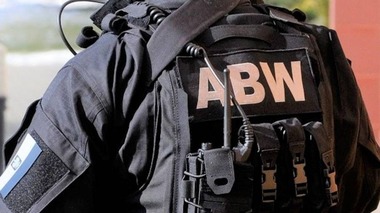 Un student polonez de la o universitate catolică a fost reţinut pentru că ar fi pregătit un atac asupra unui târg de Crăciun. El ar fi vrut să sprijine astfel Statul Islamic