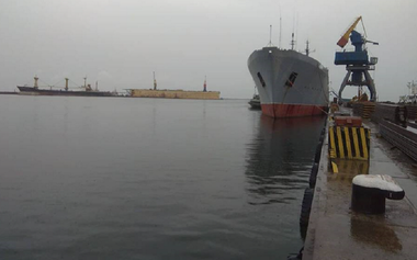 Rusia - Trei morţi în atacuri cu drone asupra unui port din Marea Azov