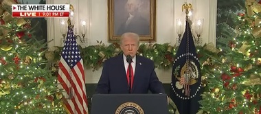 Trump s-a adresat naţiunii - A declarat un triumf în economie, l-a criticat dur pe Biden şi a atacat violent imigranţii: "Acum unsprezece luni am moştenit un dezastru şi îl repar" - VIDEO
