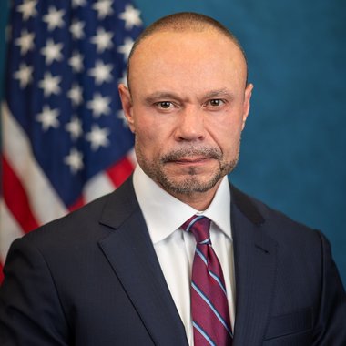 Directorul adjunct al FBI, fostul podcaster conservator Dan Bongino, demisionează luna viitoare. Anunţul a fost făcut după ce Donald Trump a declarat că „doreşte să se întoarcă la emisiunea sa”