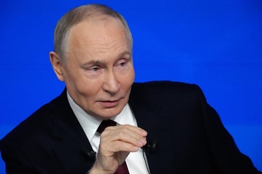 Putin anunţă că se va informa despre dosarul unui francez, Laurent Vinatier, încarcerat în Rusia din 2024, care ar putea fi judecat cu privire la spionaj, şi susţine că aude pentru prima oară despre el