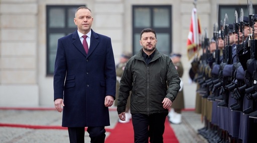 Ucrainenii sunt nerecunoscători Poloniei, îi reproşează Nawrocki lui Zelenski în prima lor întâlnire la Varşovia. ”Ucraina a fost mereu recunoscătoare Poloniei şi va rămâne”, îi spune Zelenski şi avertizează că dacă Rusia învinge va ataca Polonia