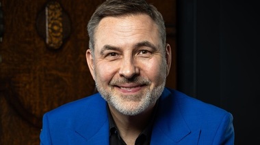 Autorul britanic de literatură pentru copii David Walliams, abandonat de editură după acuzaţii de hărţuire a unor angajate tinere