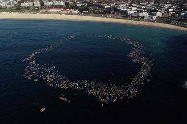 Minut de reculegere în Australia, la o săptămână după atentatul de la Bondi Beach