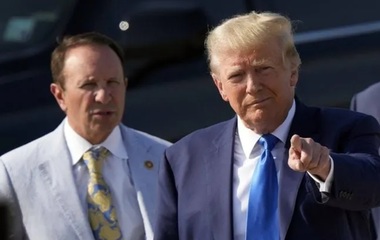 Trump îl numeşte emisar special al SUA în Groenlanda pe guvernatorul statului Louisiana Jeff Landry. ”Este o onoare să vă servesc voluntar pentru a face Groenlanda o parte a Americii”, îi mulţumeşte guvernatorul