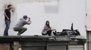 Bansky revendică o nouă lucrare murală la Londra