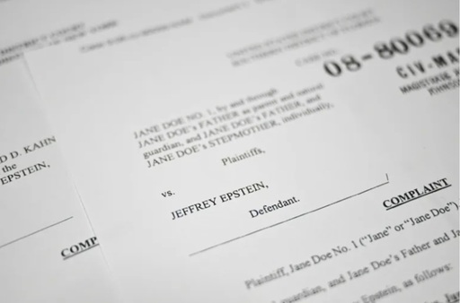 Aproximativ 8.000 de documente noi din dosarul Epstein, dezvăluite de Departamentul american al Justiţiei, inclusiv imagini de supraveghere din august 2019, când infractorul sexual newyorkez Jeffrey Epstein a fost găsit mort în celula în care era încarcerat