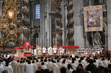 Papa Leon al XIV-lea denunţă, în predica de Crăciun, în Bazilica Sf.. Petru, ”absurditatea” discursurilor belicoase şi ”rănile deschise” lăsate de războaie în lume