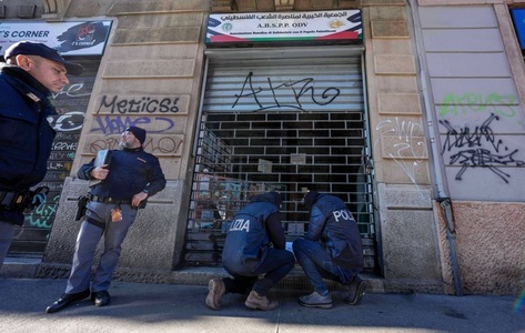 Şapte persoane arestate în Italia, suspectate de finanţarea Hamas. mandate internaţionale de arestare pe numele altor două