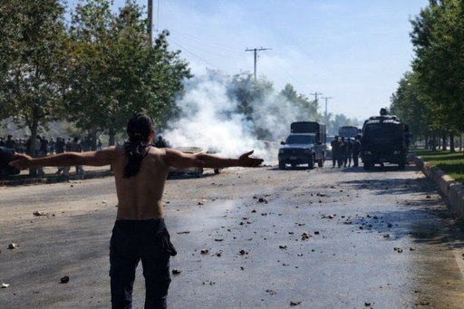 Mai multe persoane au fost ucise în protestele din Iran împotriva crizei economice