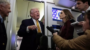 Iranul va fi lovit ”foarte dur”, dacă sunt ucişi manifestanţi, ameninţă din nou Trump. Cel puţin 12 persoane ucise, de la 28 decembrie, în contestarea în curs iniţial împotriva marasmului economic, care a luat o turnură politică