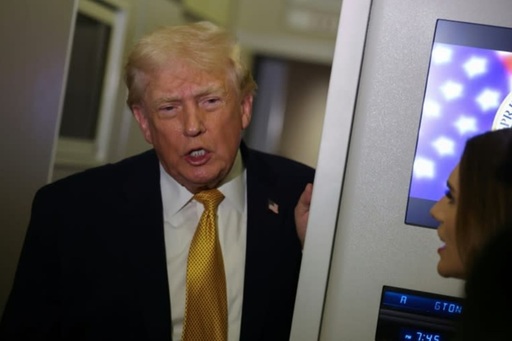 Trump dă asigurări că SUA conduc Venezuela, înaintea înfăţişării lui Maduro la un tribunal la New York. 70 de morţi şi 90 de răniţi în ”operaţiunea  de poliţie” americană. Defilare pe motociclete la Caracas a susţinătorilor lui Maduro