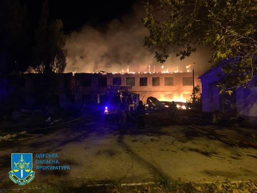 Un mort şi opt răniţi, după ce Rusia a atacat din nou două porturi ucrainene la Marea Neagră