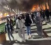 Manifestaţiile continuă şi se extind în Iran. Preşedintele le cere forţelor de securitate să nu atace protestatarii