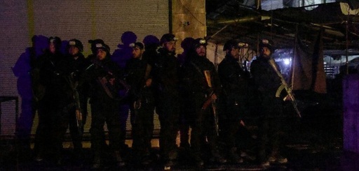 Combatanţii kurzi refuză să fie evacuaţi din cartiere kurde pe care le controlează din 2012 în Alep şi anunţă că vor să ”reziste” armatei siriene care i-a încercuit