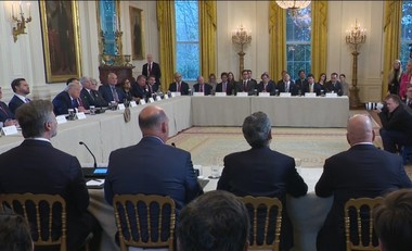 Trump s-a întâlnit cu directorii marilor companii petroliere, dar acestea au evitat să-şi ia angajamente cu privire la Venezuela