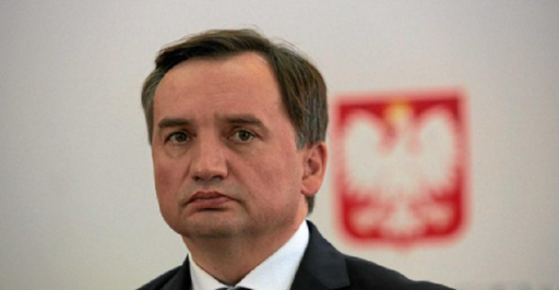 Un fost ministru polonez căutat de justiţia din ţara sa a obţinut azil politic în Ungaria