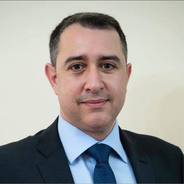 Un scandal de presupusă corupţie în Cipru, ţară aflată la preşedinţia Consiliului UE, ia amploare odată cu demisia principalului consilier al preşedintelui