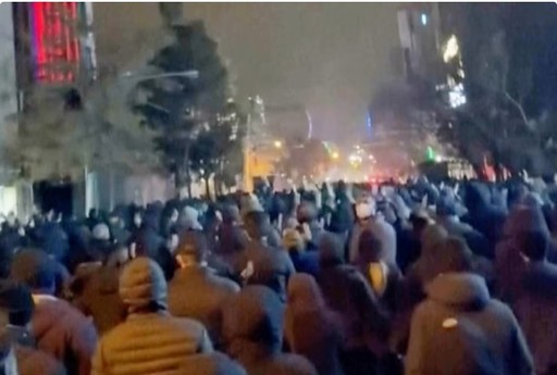 Numărul morţilor în rândul protestatarilor din Iran a ajuns la 512, potrivit unei organizaţii pentru drepturile omului

