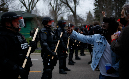 Statele Unite - Poliţia pentru imigrare a împuşcat şi a rănit un venezuelean în Minneapolis