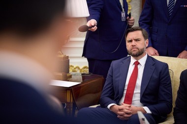 „Vance ne urăşte”: Temerile Europei cu privire la Groenlanda cresc pe măsură ce vicepreşedintele SUA se implică în discuţii - POLITICO