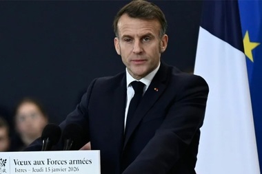 Macron, ”ochiul tigrului” în faţa armatei franceze