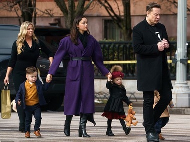 Elon Musk, ironizat pe Internet după ce dezvăluie că fiica sa poartă numele unei vrăji din jocul Elden Ring