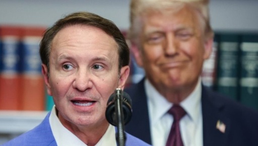 O invitaţie adresată emisarului special al lui Trump pentru Groenlanda, guvernatorul Louisianei Jeff Landry, la cursa anuală a câinilor de tras la sanie, în martie, anulată de operatorul privat de turism care i-a oferit-o, anunţă federaţia groenlandeză