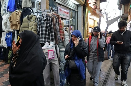 Iranul ameninţă să răspundă ”cum n-a mai făcut-o niciodată” în cazul unui atac american, după ce Trump ameninţă că ”ceasul ticăie” şi evocă dosarul nuclear. Rubio aşteaptă reluarea manifestaţiior. Merz: zilele regimului numărate ”în săptămâni”
