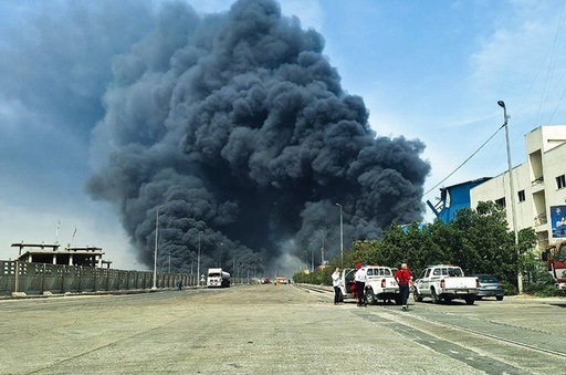 Explozie într-un port iranian: un mort şi 14 răniţi; autorităţile investighează cauza