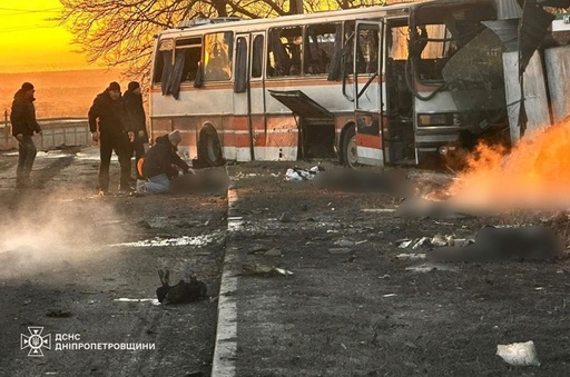 Cel puţin 12 morţi şi şase răniţi în Ucraina, într-un atac cu dronă asupra unui autobuz, în Dnipropetrovsk. Şase răniţi într-un atac la o maternitate în Zaporojie, doi morţi la Dnipro şi o rănită la Herson. Întâlnire ”constructivă” Dmitriev-Witkoff-Kushner