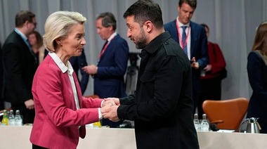 Ursula Von der Leyen urmează să efectueze o vizită în Ucraina, la marcarea a patru ani de război. Polonia urmează să găzduiască o Conferinţă Internaţională a Reconstrucţiei Ucrainei, la Gdansk, în iunie, anunţă Donald Tusk