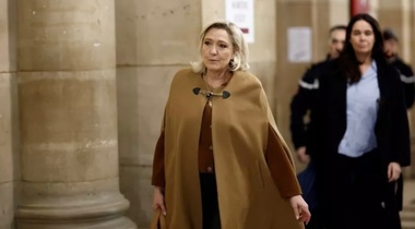 Parchetul anunţă că cere ”pedepse de ineligibilitate”, după 11 zile de proces în apel, în care Marine le Pen îşi joacă candidatura în alegerile prezidenţiale din 2027