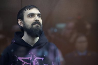 Un comediant rus a fost condamnat la aproape şase ani de închisoare pentru o glumă despre un veteran de război