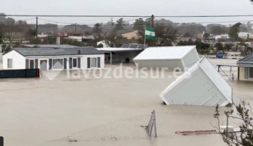 „N-am mai văzut niciodată aşa ceva”: Furtuna Leonardo paralizează Andaluzia şi face o victimă în Portugalia