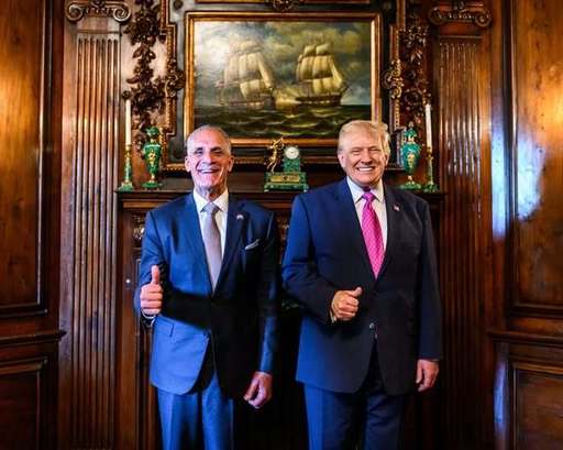 Trump îşi arată apropierea de noul preşedinte al Hondurasului