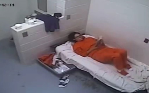 Dosarele Epstein. Ghislaine Maxwell, fosta parteneră şi complice a infractorului sexual, este audiată luni în şedinţă secretă de Congresul SUA. Între timp, au apărut noi videoclipuri cu ea în închisoarea din Brooklyn - VIDEO