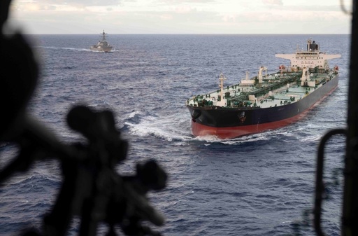 SUA confiscă, la Oceanul Indian, petrolierul Aquila II, după ce l-au urmărit din Caraibe şi au urcat la bord ”fără incidente”, anunţă Pentagonul. Nava, vizată de blocada impusă de Trump Venezuelei