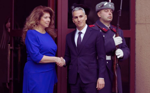 Preşedintele Bulgariei l-a numit pe viceguvernatorul băncii centrale în funcţia de prim-ministru interimar pentru a pregăti alegerile anticipate