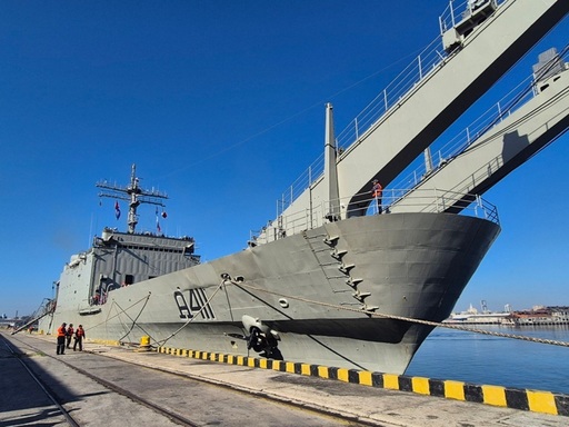 Două nave ale Marinei mexicane sosesc la Havana cu 800 de tone de ajutoare umanitare trimise de preşedinta mexicană Claudia Sheinbaum
