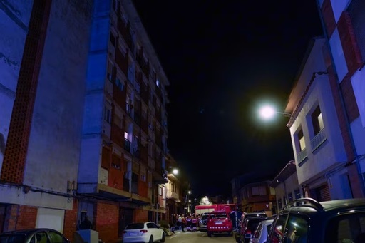 Cinci morţi şi patru răniţi în Spania, într-un incendiu într-un bloc de cinci etaje la Manlleu, în apropiere de Barcelona