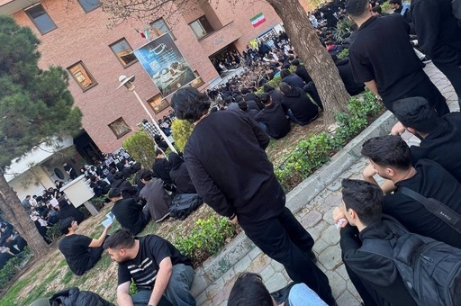 Studenţii iranieni încep un nou semestru cu proteste