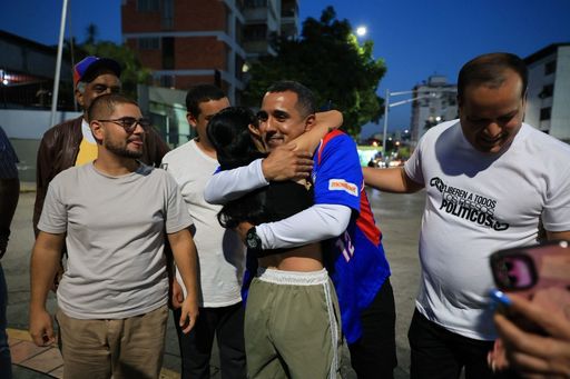 Venezuela: Încă 23 de prizonieri au fost eliberaţi în temeiul legii amnistiei