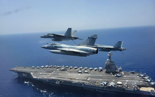 Portavionul USS Gerald Ford a ajuns în Creta, în timp ce SUA ameninţă cu o ofensivă împotriva Iranului
