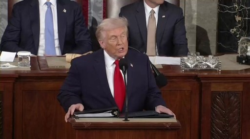 UPDATE - Donald Trump a ţinut un discurs record despre Starea Uniunii, cu accente electorale: „Trăim epoca de aur a Americii” / „Ar trebui să am şi al treilea mandat”/ JD Vance va conduce „războiul împotriva fraudei” / Răspunsul democraţilor - VIDEO