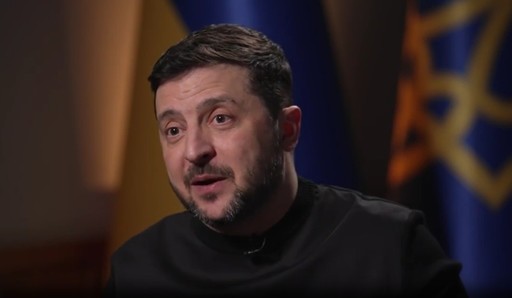 Zelenski avertizează, într-un interviu la Fox News, că Putin „se joacă” cu Trump pentru a amâna negocierile şi a prelungi războiul. El îl invită pe şeful Casei Albe să vină personal în Ucraina ca să vadă realitatea cu propriii ochi