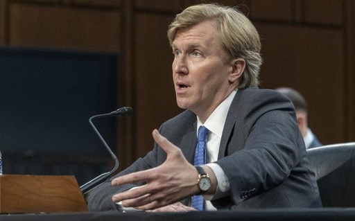 Subsecretarul american însărcinat cu Politica Apărării, Elbridge Colby, atribuie, în audieri în Senat, uciderea lui Khamenei unor ”operaţiuni israeliene” şi reiterează că obiectivul ”primar” al SUA este să restrângă capacităţile militare ale Iranului