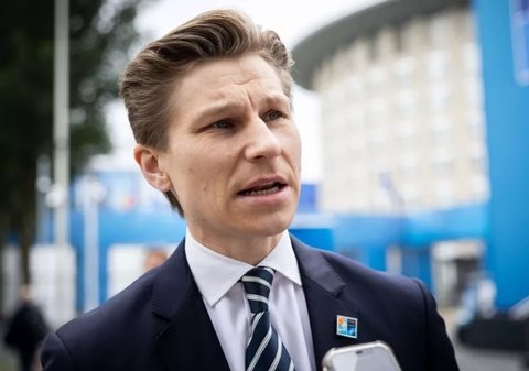 Finlanda va permite prezenţa armelor nucleare pe teritoriul său